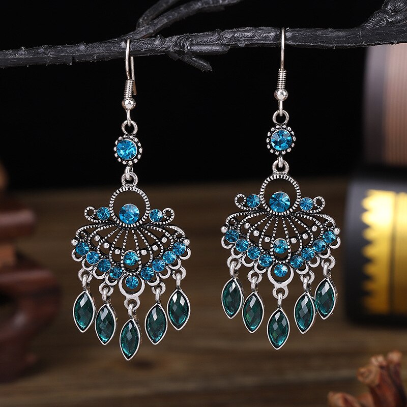 CRYSTAL WATER DROP EARRINGS