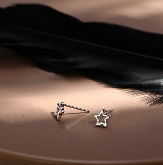 STAR STUDDED EARRINGS