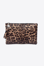 LEOPARD CLUTCH