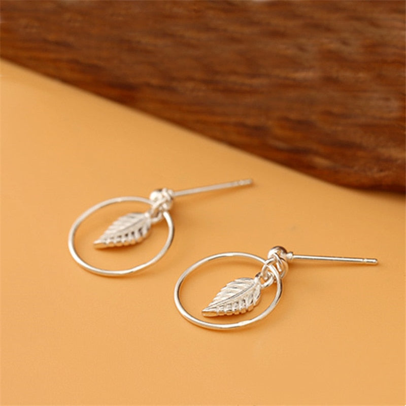 DAINTY LEAF HOOPS