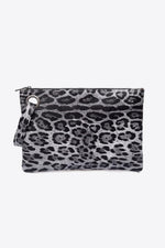 LEOPARD CLUTCH